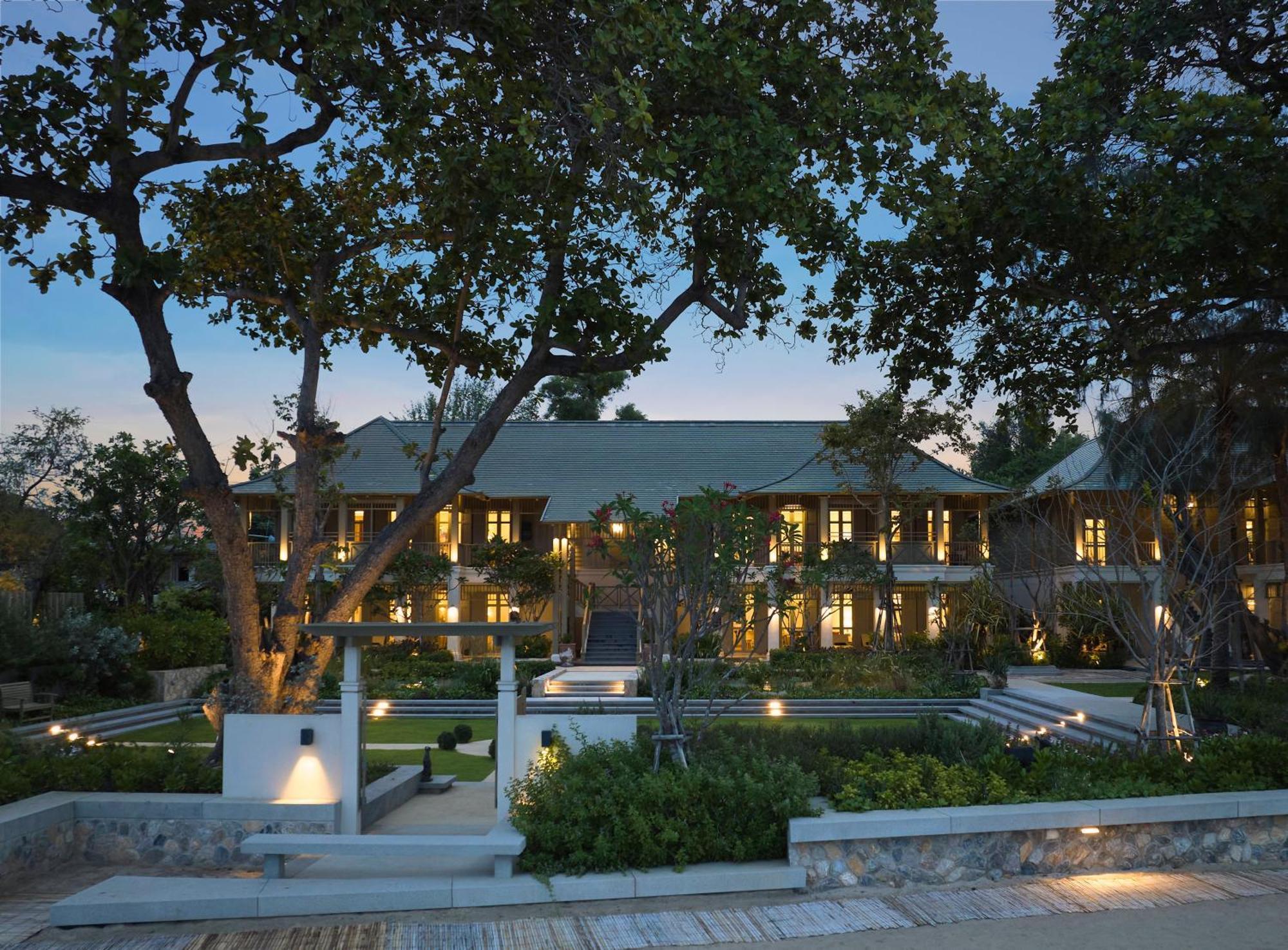 Charras Bhawan Hotel And Residences Hua Hin Ngoại thất bức ảnh