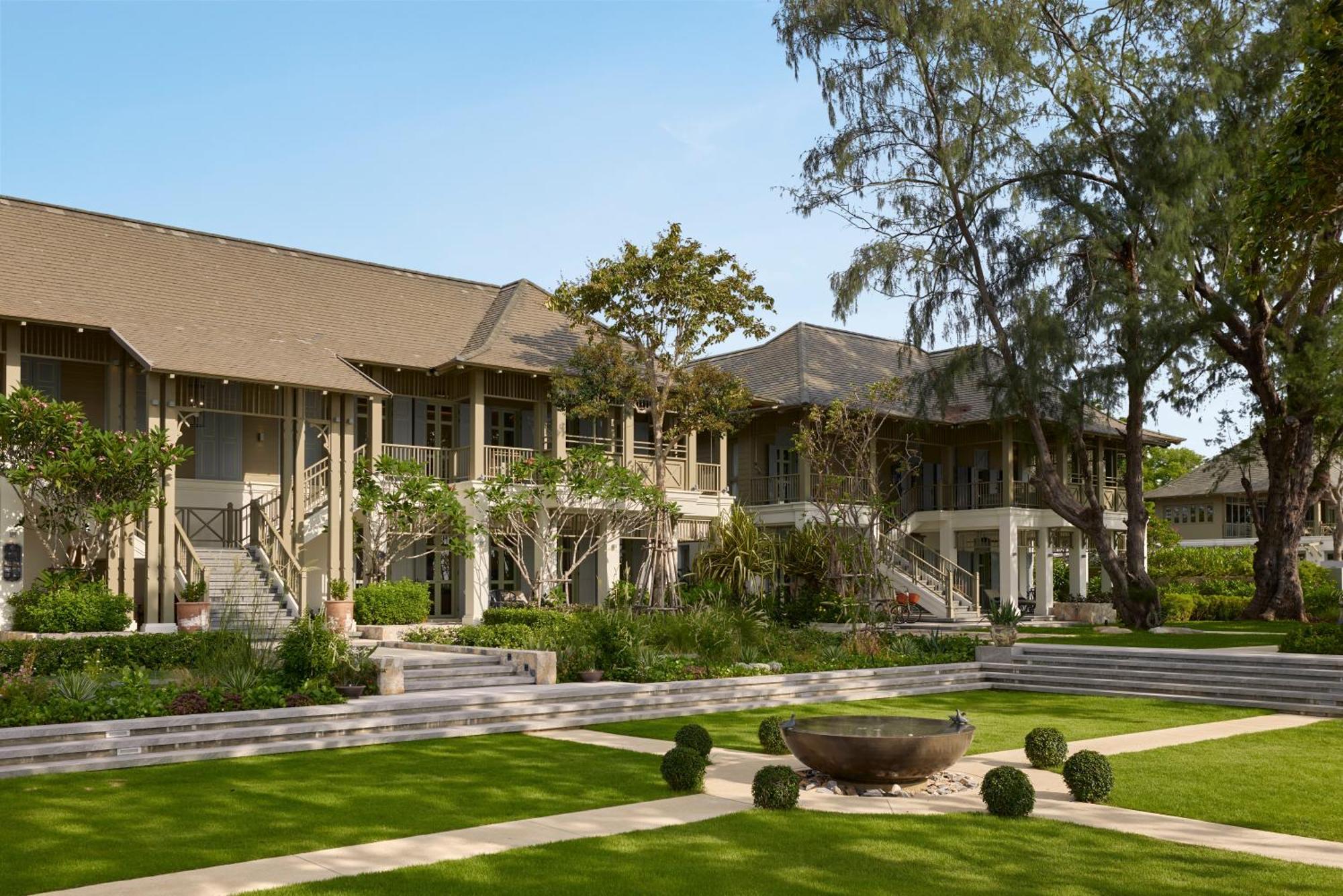 Charras Bhawan Hotel And Residences Hua Hin Ngoại thất bức ảnh